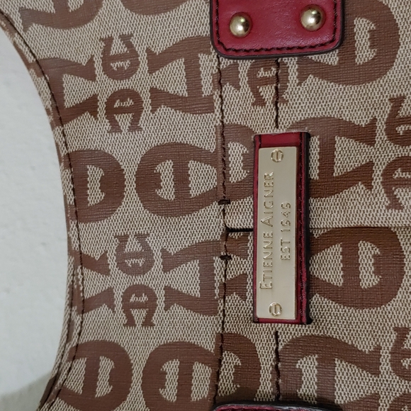 Etienne Aigner Shoulder Bag - Picture 3 of 12